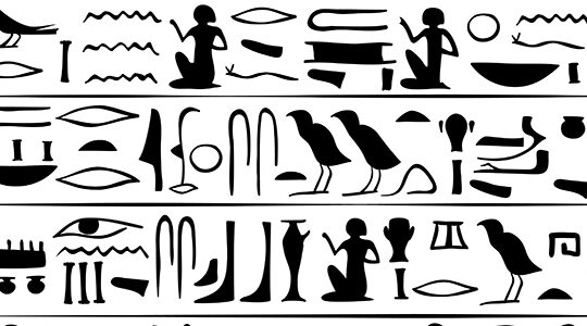 個性的な魅力！　Tシャツデザインに最適なヒエログリフ