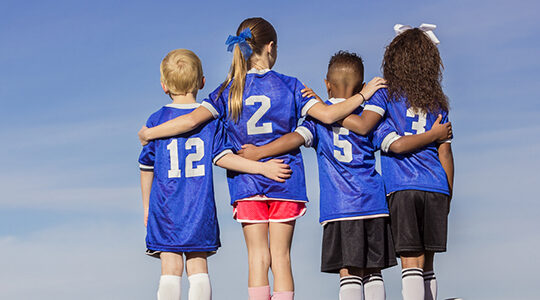 魅力やメリットは？　背番号入りのオリジナルTシャツ