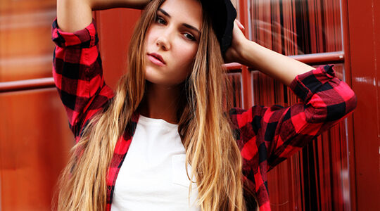 秋にもTシャツ大活躍！？　おすすめコーデを紹介！