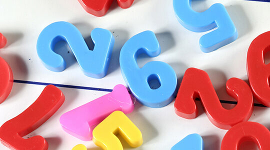 クラスTシャツは数字の語呂合わせでオリジナリティを！