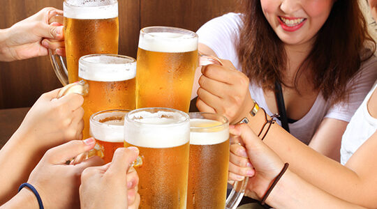 忘年会をグッと盛り上げる「オリジナルTシャツ」のデザイン案