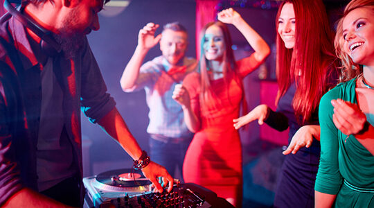 みんなで盛り上がれるクラブイベントを運営するには