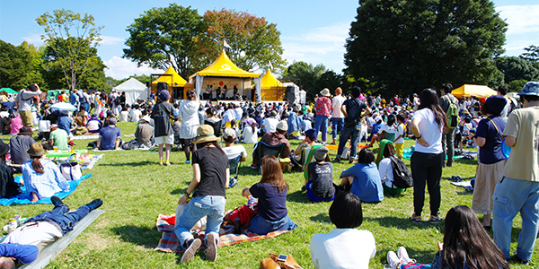 【男女別】100%夏フェスを楽しむ服装とは