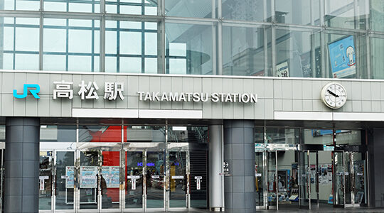 趣のある木造駅舎から廃墟になった駅まで！　香川の珍しい駅3選！