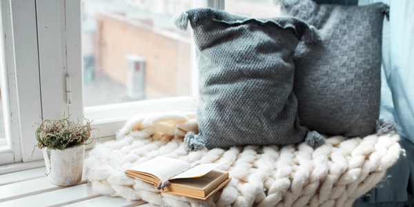 お気に入りクッションにちょっとアレンジ！　オシャレに仕上げるコツ