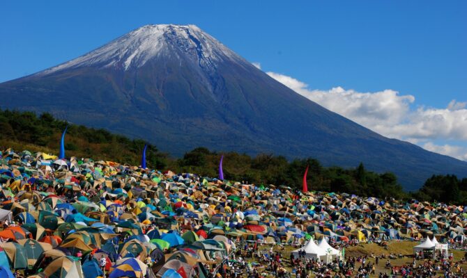 夏フェスや野外イベントにおすすめ！オリジナルのマフラータオル