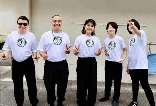 麻里布太鼓様の作品