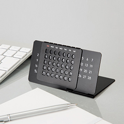 アルミ万年カレンダー