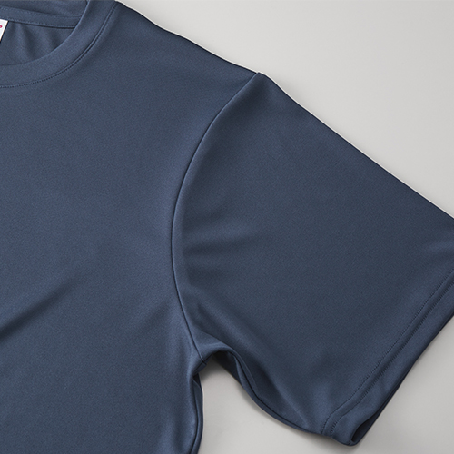 4.4オンスドライスムースリサイクルポリエステルTシャツ