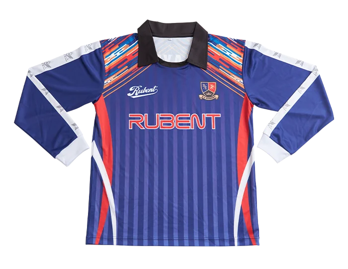 サッカーシャツ